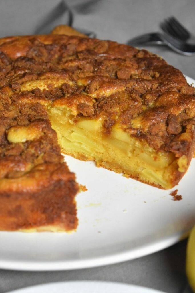 Recette De Gâteau Moelleux Aux Pommes Caramélisées, Spéculoos Et Yaourt ...